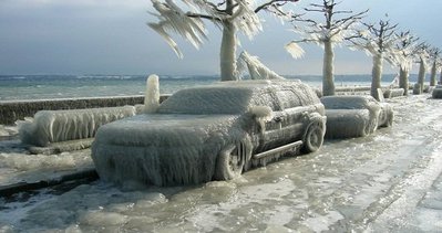 авто во льду.jpg